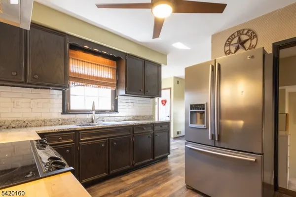 $649,000 | 716 Center Street, Garwood, NJ 07027