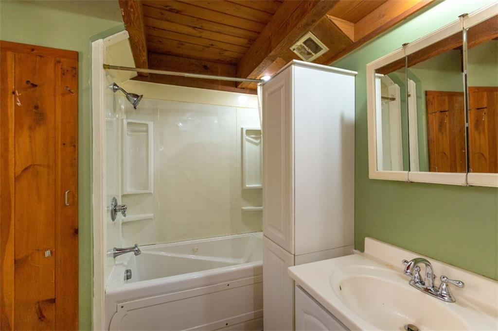 97 Maranacook Shore Road Readfield, ME 04355 - Photo 24 of 40 Photo