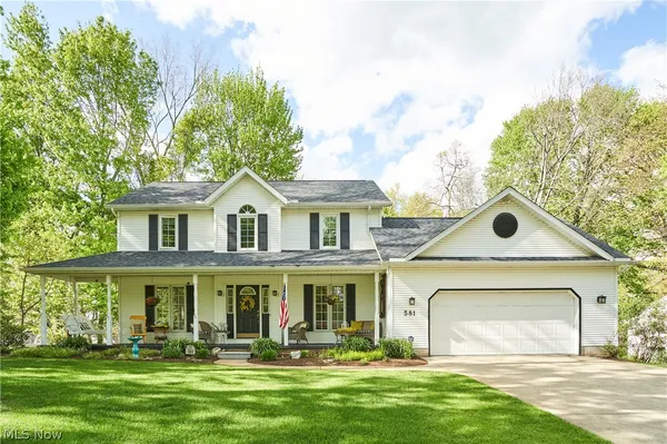 $378,550 | 581 Woodhaven Drive, Uniontown, OH 44685