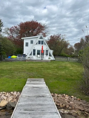 $1,100,000 | 107 Wild Goose Road, South Kingstown, RI 02879