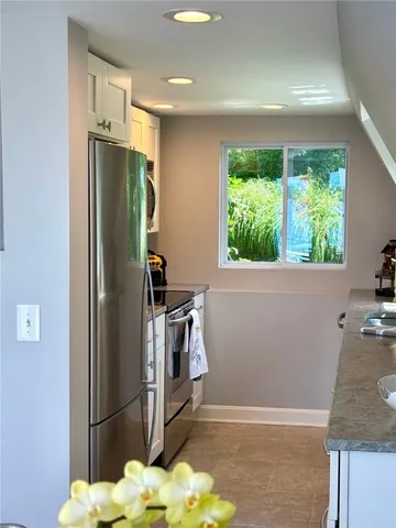 $1,100,000 | 107 Wild Goose Road, South Kingstown, RI 02879