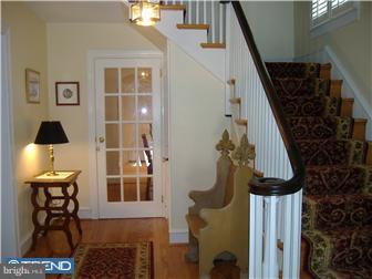 14 Rolling Road Wynnewood, PA 19096 - Photo 2 of 10