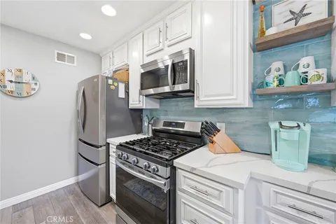 $799,000 | 215 Wichita Avenue, Unit 409, Huntington Beach, CA 92648
