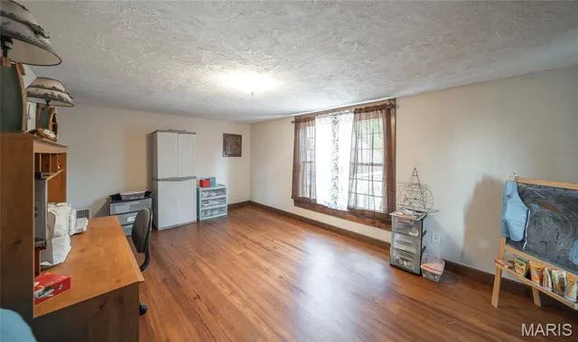 $700,000 | 26287 Radcliff Drive, Richland, MO 65556