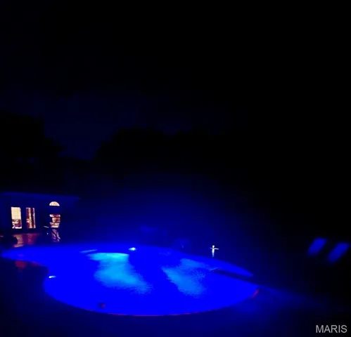 $700,000 | 26287 Radcliff Drive, Richland, MO 65556