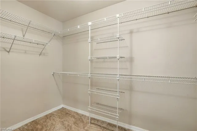 $2,700 | 2268 Piccadilly Court, Naples, FL 34112