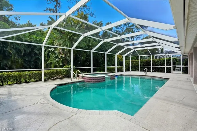 $2,700 | 2268 Piccadilly Court, Naples, FL 34112