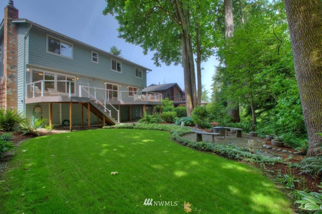 17526 163rd Place Southeast Renton, WA 98058 - Photo 2 of 22