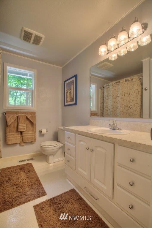 17526 163rd Place Southeast Renton, WA 98058 - Photo 14 of 22