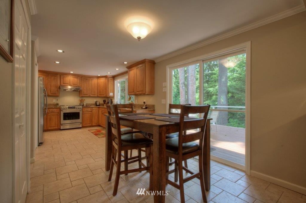 17526 163rd Place Southeast Renton, WA 98058 - Photo 7 of 22