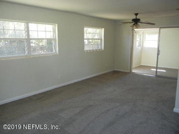 601 Matterhorn Road Jacksonville, FL 32216 - Photo 8 of 18 DSCN2464