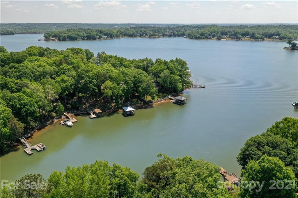 19007 Kailua Circle Tega Cay, SC 29708 - Photo 44 of 45 an aerial view of lake and residential houses with outdoor space