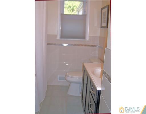 28 Mimi Road Old Bridge, NJ 08857 - Photo 5 of 15 Gallery Image 5