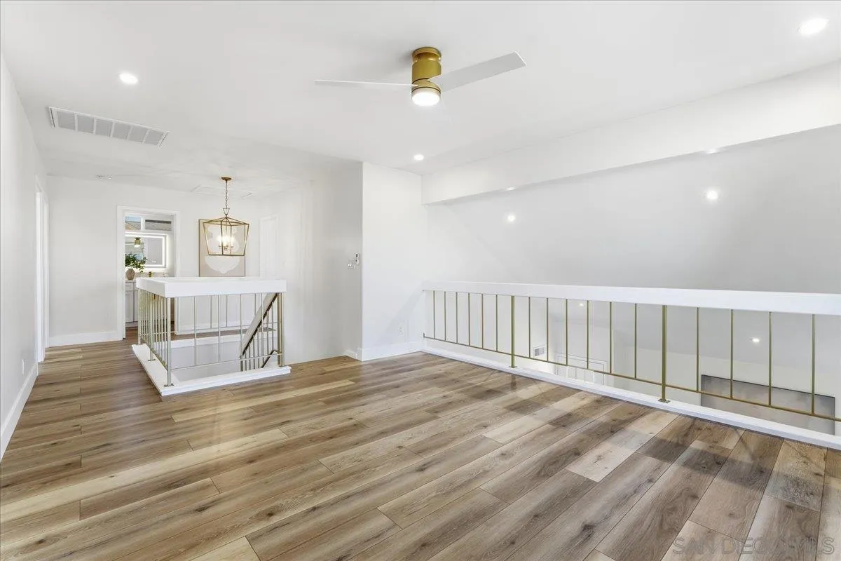 8686 Perseus Road San Diego, CA 92126 - Photo 20 of 39