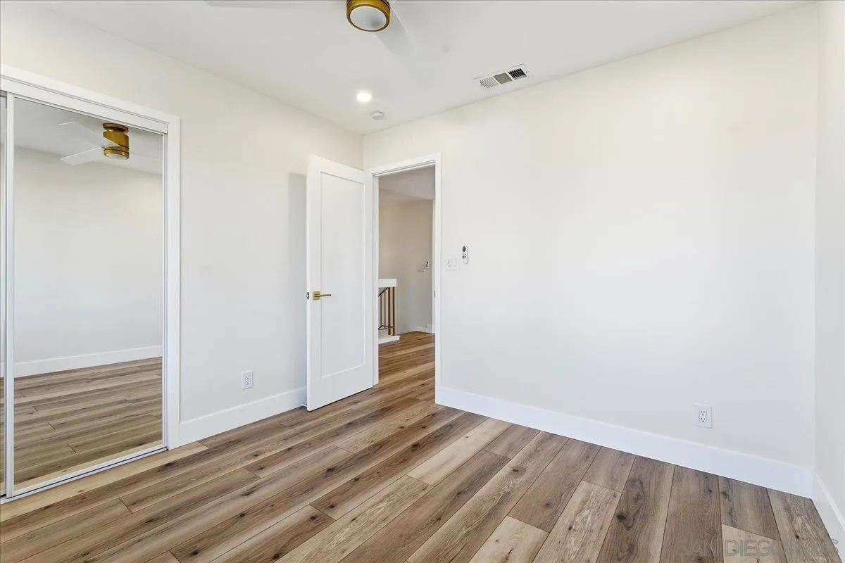 8686 Perseus Road San Diego, CA 92126 - Photo 22 of 39