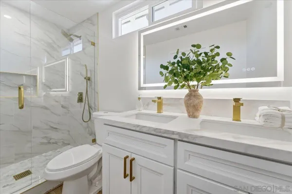 $1,380,000 | 8686 Perseus Road, San Diego, CA 92126