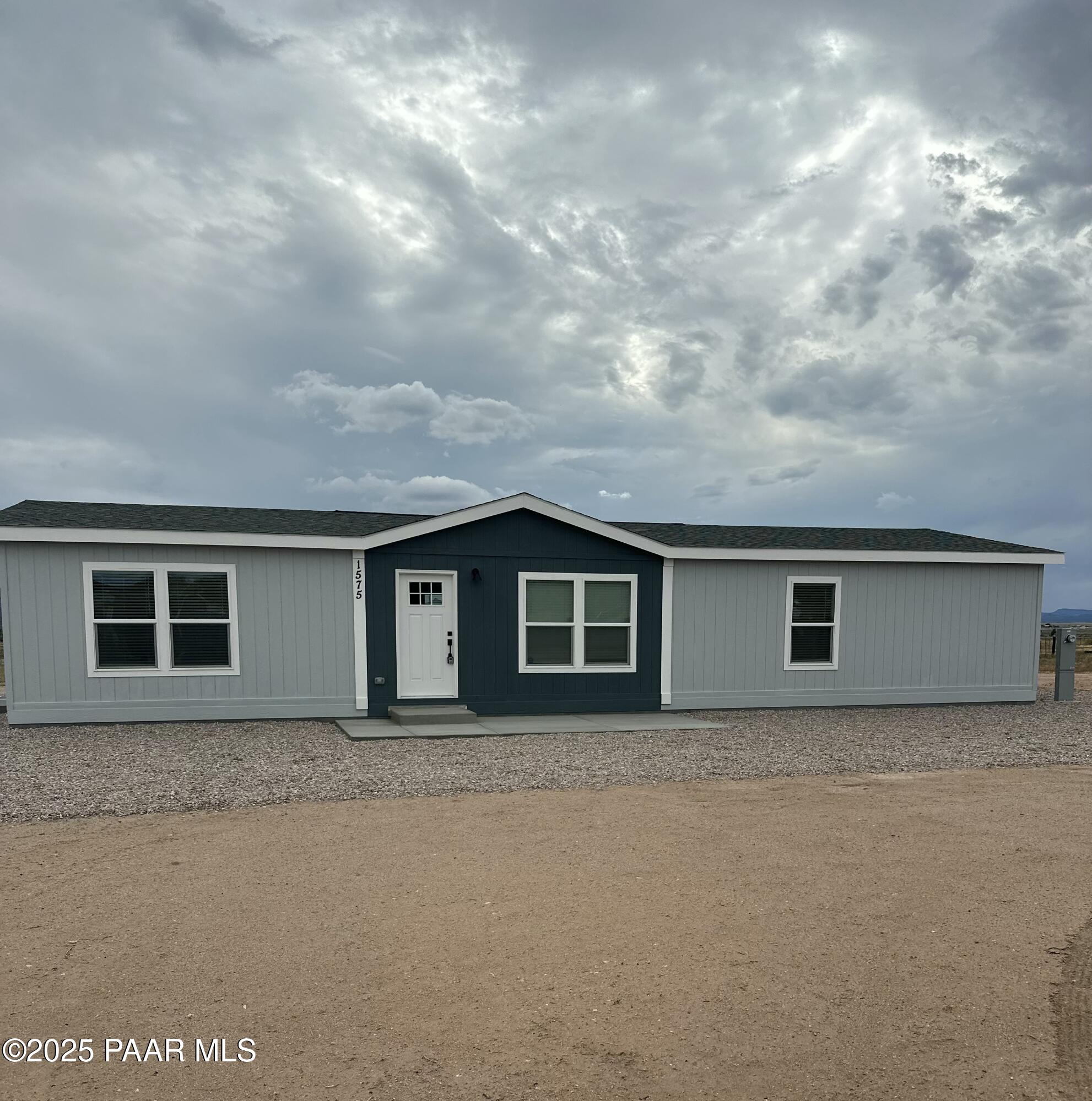 1575 West Antelope Run Road Paulden, AZ 86334 - Photo 1 of 1 Welcome Home