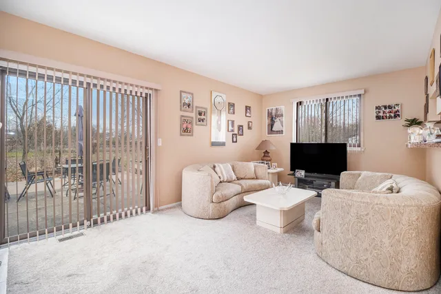 $349,900 | 30882 Leelane Street, Farmington Hills, MI 48336