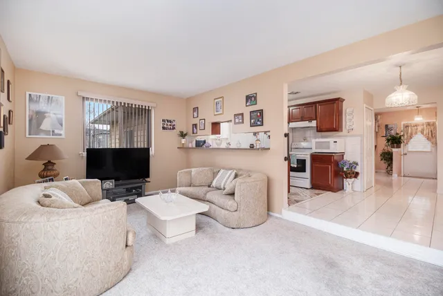 $349,900 | 30882 Leelane Street, Farmington Hills, MI 48336