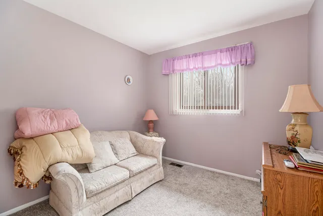 $349,900 | 30882 Leelane Street, Farmington Hills, MI 48336