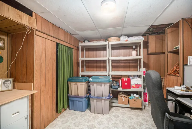 $349,900 | 30882 Leelane Street, Farmington Hills, MI 48336