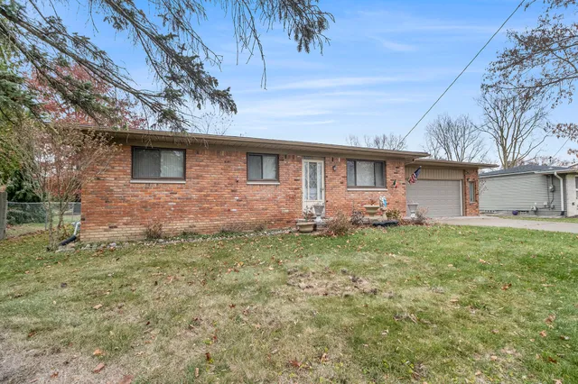 $349,900 | 30882 Leelane Street, Farmington Hills, MI 48336