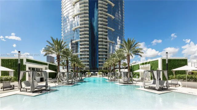 $6,990,000 | 851 Northeast 1st Avenue, Unit PH5500, Miami, FL 33132