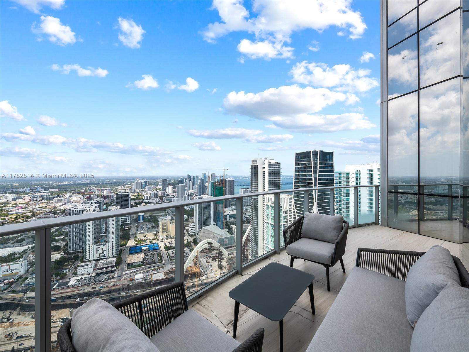 851 Northeast 1st Avenue, Unit PH5500 Miami, FL 33132 - Photo 49 of 72