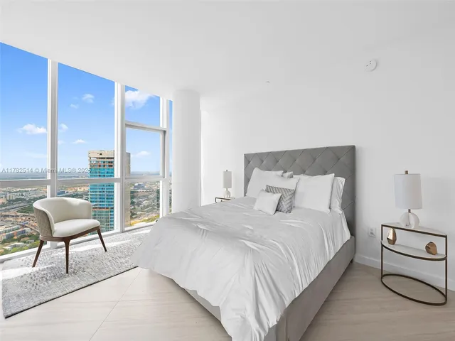 $6,990,000 | 851 Northeast 1st Avenue, Unit PH5500, Miami, FL 33132