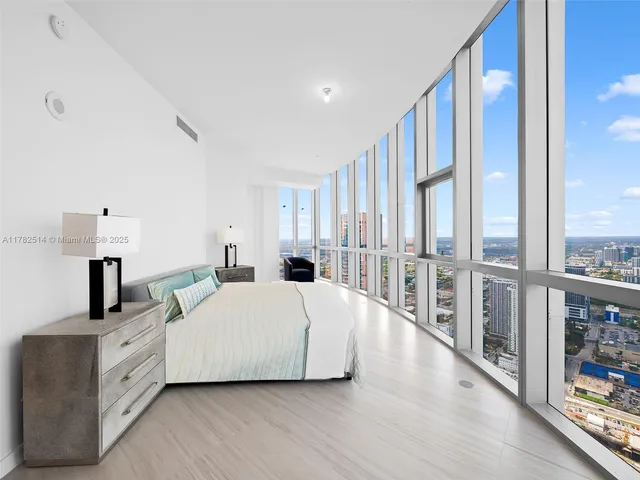 $6,990,000 | 851 Northeast 1st Avenue, Unit PH5500, Miami, FL 33132