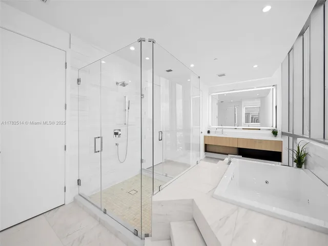 $6,990,000 | 851 Northeast 1st Avenue, Unit PH5500, Miami, FL 33132