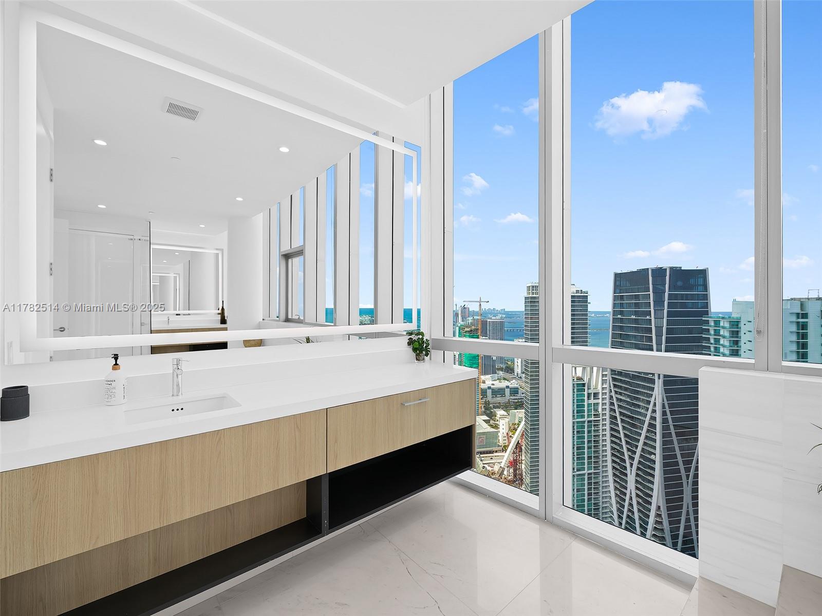 851 Northeast 1st Avenue, Unit PH5500 Miami, FL 33132 - Photo 61 of 72