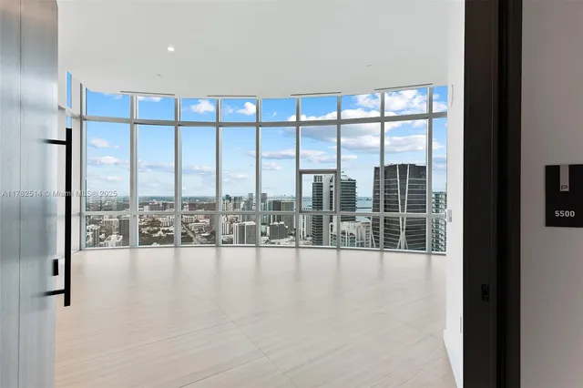 $6,990,000 | 851 Northeast 1st Avenue, Unit PH5500, Miami, FL 33132