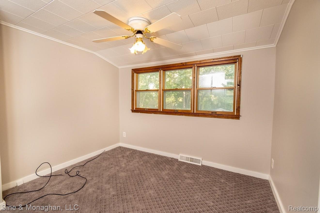 419 Pointe Tremble Road Algonac, MI 48001 - Photo 46 of 55 419-41.jpg