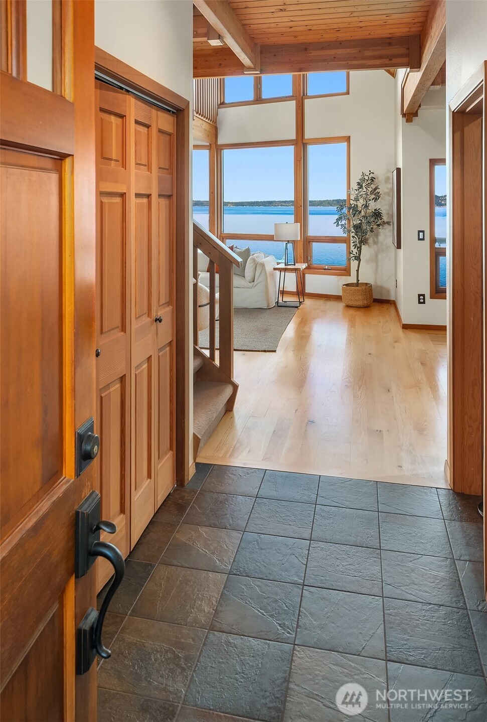 22505 Deppman Road Southwest Vashon, WA 98070 - Photo 7 of 40