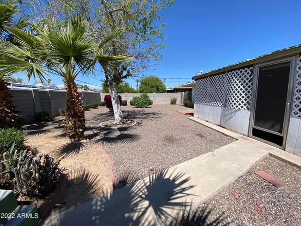 $1,300 | 12026 North 103rd Avenue, Sun City, AZ 85351