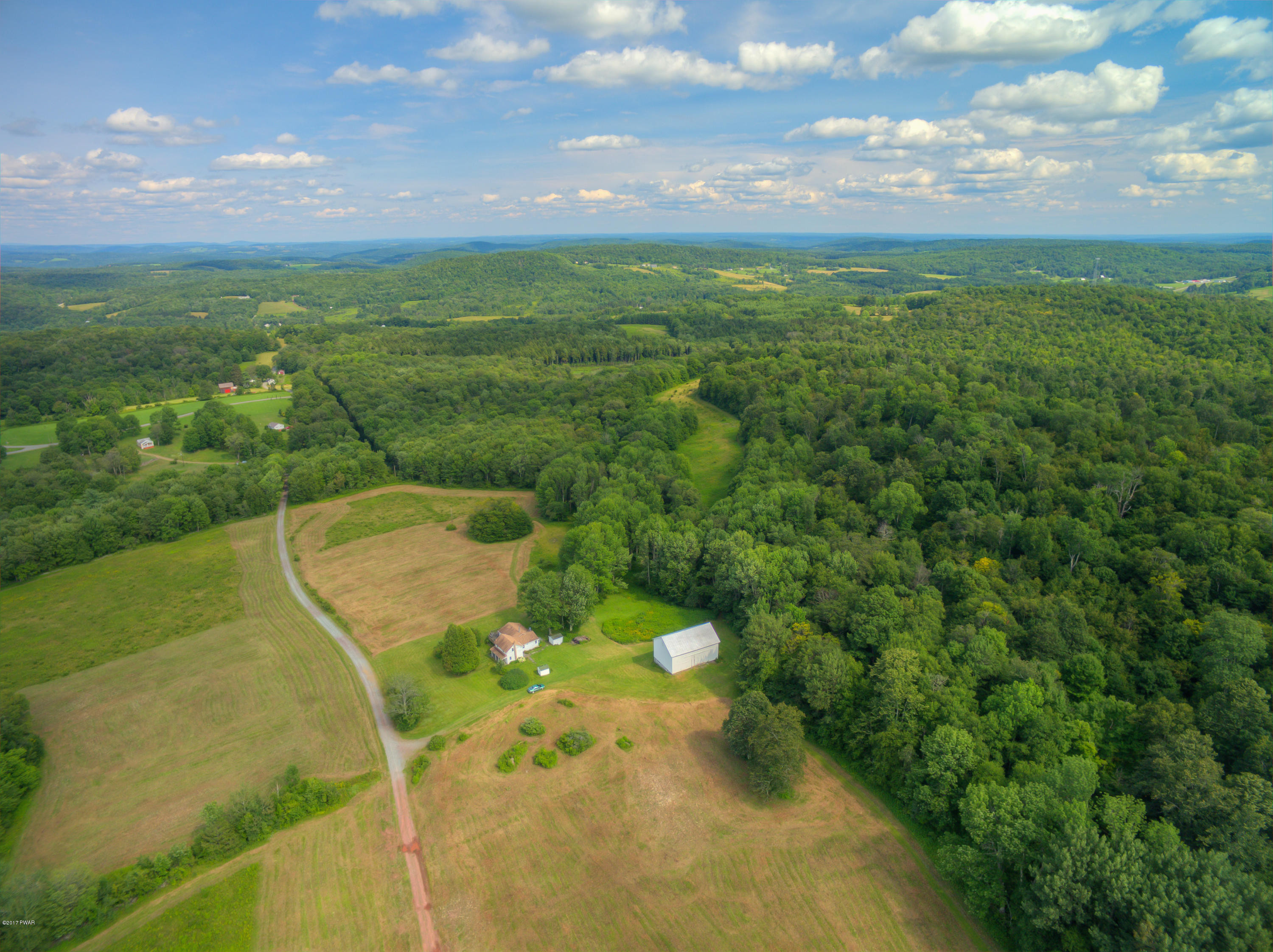 162 Rodenburg Road Equinunk, PA 18417 - Photo 14 of 31