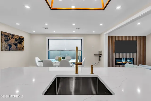 $3,900 | 320 Silver Lagoon Drive, Toms River, NJ 08753