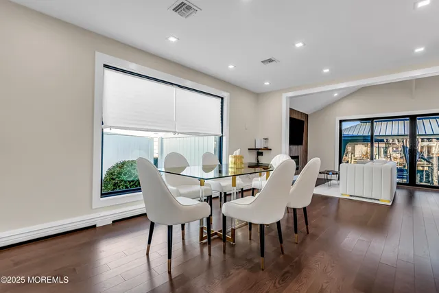 $3,900 | 320 Silver Lagoon Drive, Toms River, NJ 08753