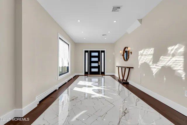 $3,900 | 320 Silver Lagoon Drive, Toms River, NJ 08753