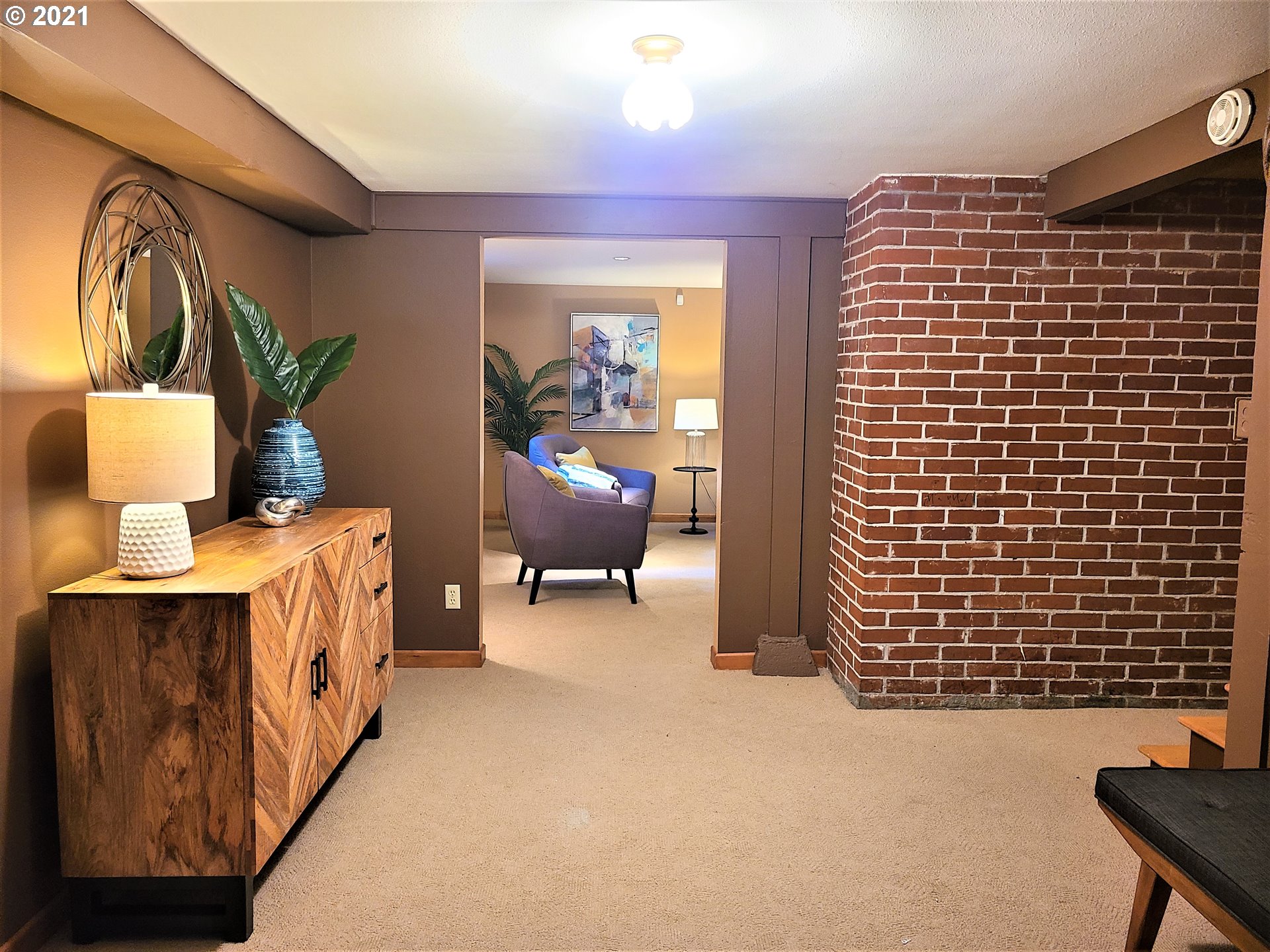4835 Southwest Patton Road Portland, OR 97221 - Photo 17 of 32 Gallery Image 17