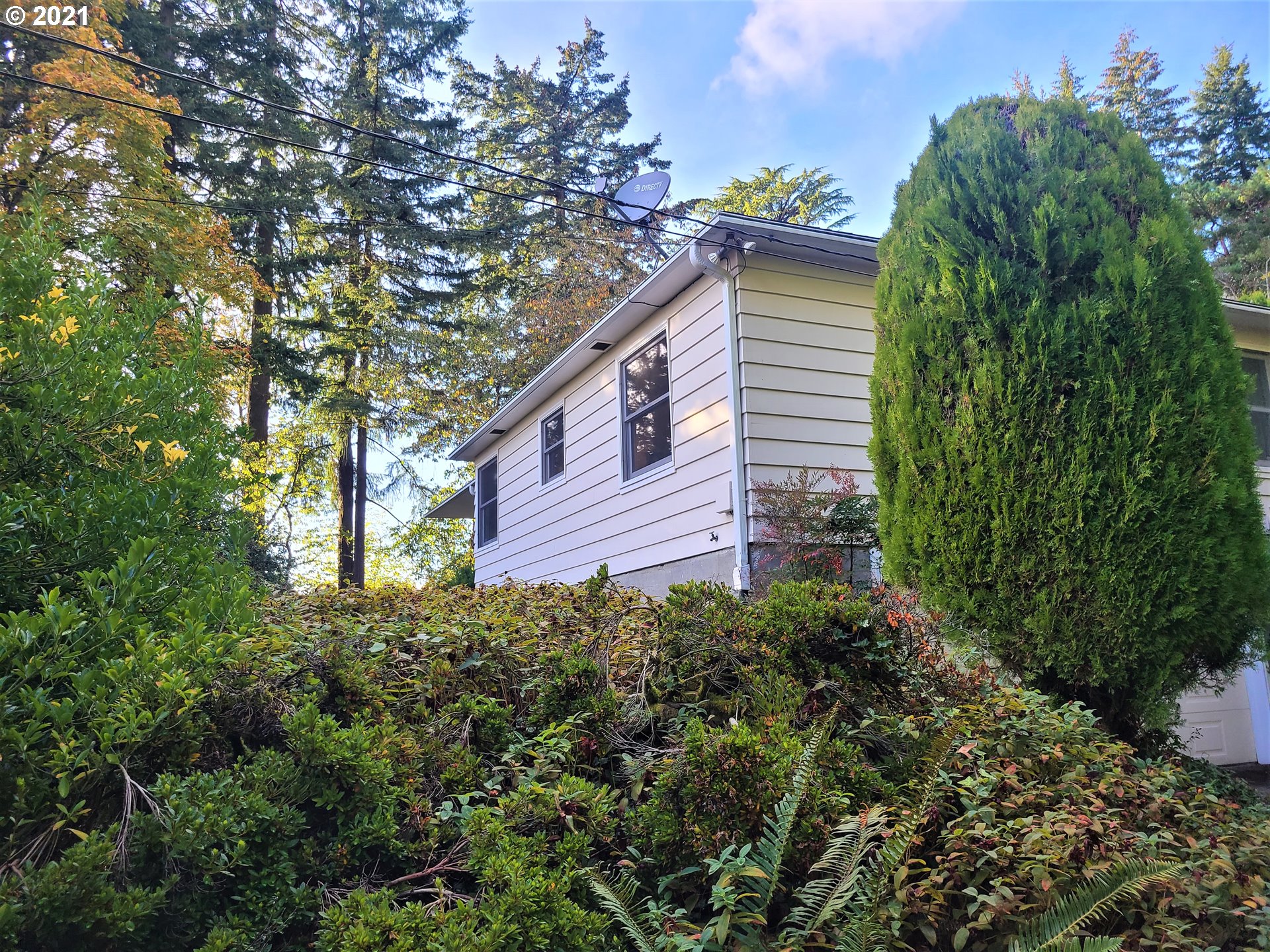 4835 Southwest Patton Road Portland, OR 97221 - Photo 5 of 32 Gallery Image 5