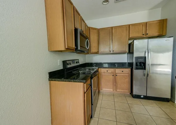 $2,700 | 297 Lake Monterey Circle, Boynton Beach, FL 33426