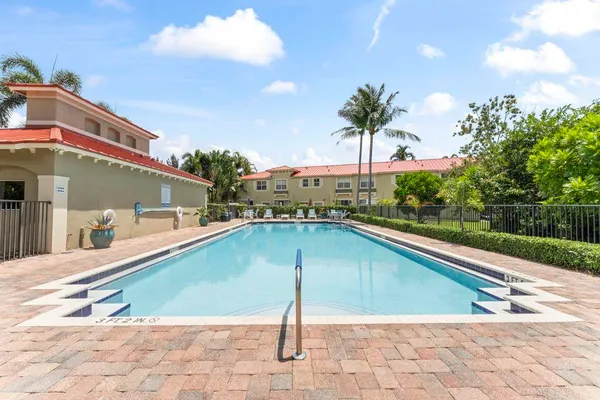 $2,700 | 297 Lake Monterey Circle, Boynton Beach, FL 33426