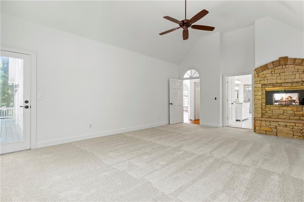 12180 Lonsdale Lane Roswell, GA 30075 - Photo 12 of 61