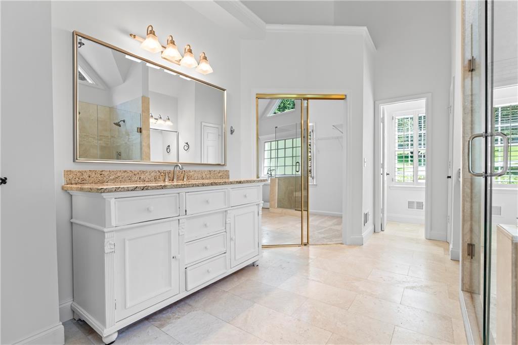 12180 Lonsdale Lane Roswell, GA 30075 - Photo 17 of 61