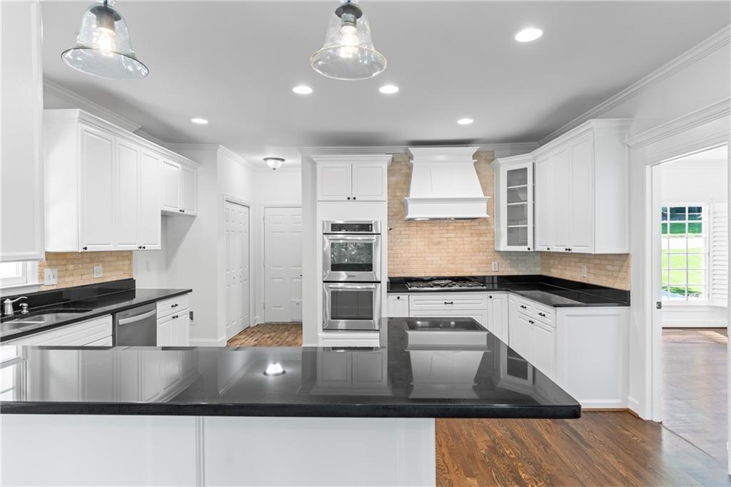 12180 Lonsdale Lane Roswell, GA 30075 - Photo 24 of 61