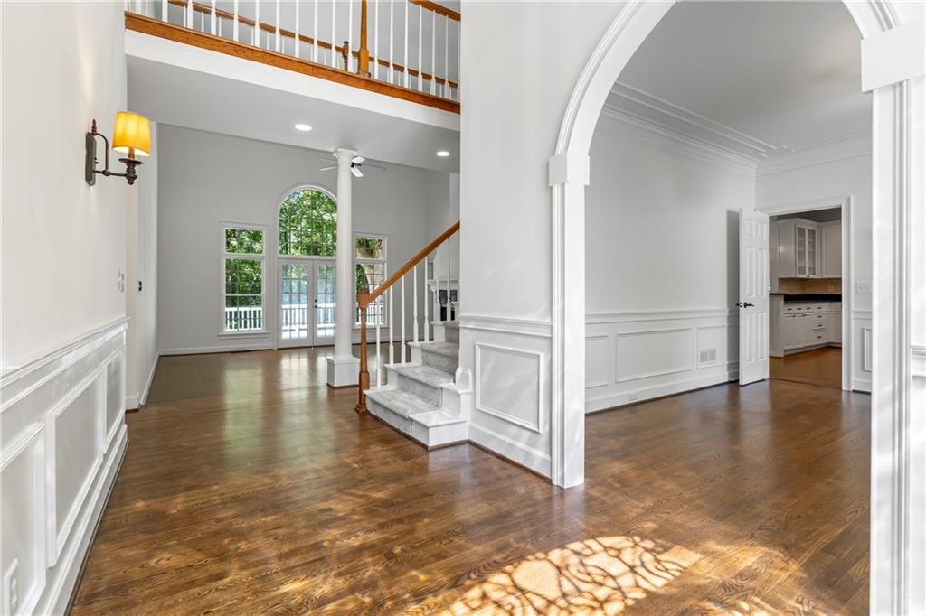 12180 Lonsdale Lane Roswell, GA 30075 - Photo 4 of 61