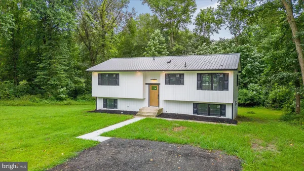 $465,000 | 834 Willow Grove Road, Felton, DE 19943