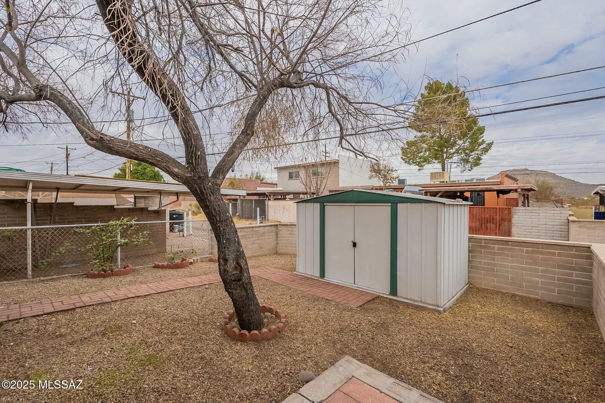 1812 West Caravelle Road Tucson, AZ 85713 - Photo 34 of 40